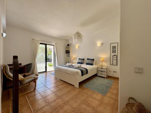 Algarve Country Villa 1 With Pool by Homing in Campina