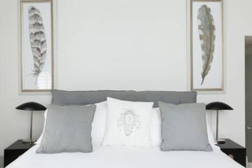 Modern Stylish 2bed2bath close to Kings Road - image 26