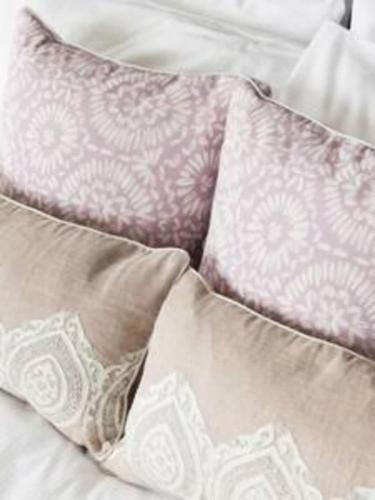 Modern Stylish 2bed2bath close to Kings Road - image 44