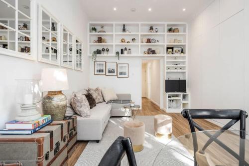 Charming spacious 1bed near Portobello Rd N.Hill - image 6