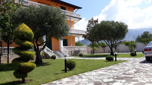 外観, Olive Garden Apartments in ヴェリポヘ