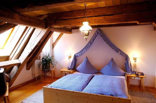 1 queen bed