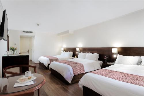 MR Hotel Providencia (ex Hotel Neruda) Room Type - Standard Triple Room