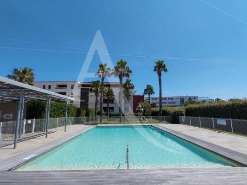 012 grand t3 avec clim, garage, piscine, wifi