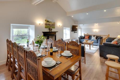 Létesítmények, 5 Bed in Muker oc-ds1056 in Muker