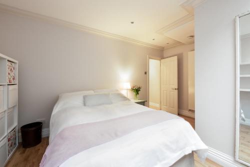 VESTO Three-Bedroom in Fulham - image 11