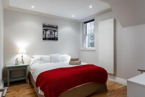 VESTO Three-Bedroom in Fulham - image 9