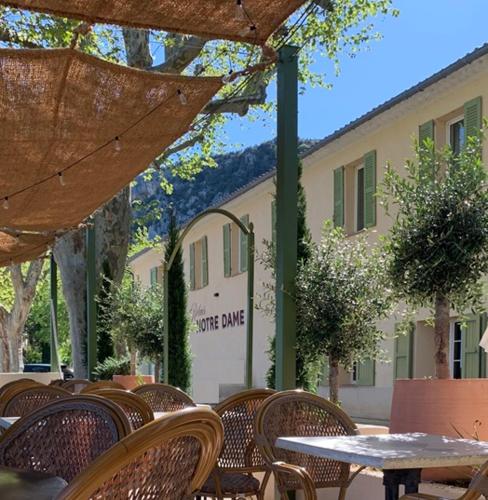 Exterior view of Le Relais Notre Dame