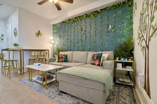 Garden Street Retreat Close To NYC sleeps 6 in Hoboken, USA