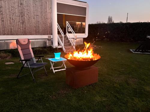 Attractions, Maasparcje Lodge met Hottub,Firepit en KamadoBBQ in Roermond