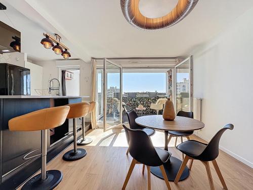 Spacious and quiet apartment near Paris in Bagnolet