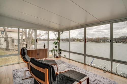 'Pleasant Point Lake House' Dock & Fire Pit! in Lääne Bend (WI)