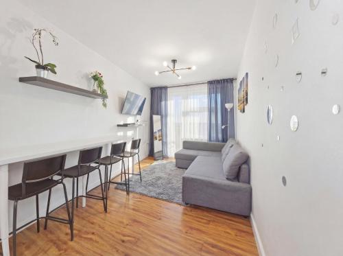 Ultra central, Near station 2BR 2BATH 6Sleep, Harrow