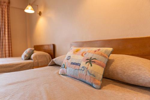 2 double beds
