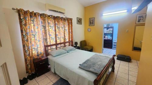 Elaine's Hideaway in Bakhen