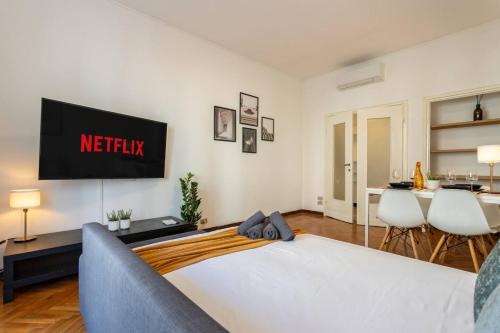 Centrale-Duomo 10min - Spacious App - sleeps 4 - image 2