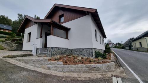 Prázdninový dům u Špičáku (Prazdninovy dum u Spicaku) in Albrechtice V Jizerskych Horach