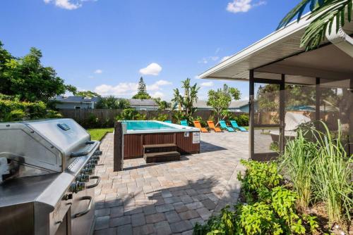 Fancy Retreat - Luxury-Pool-BBQ-Karaoke - image 5