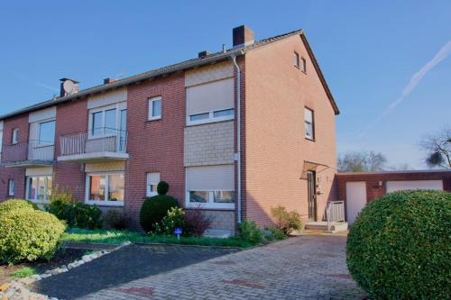 Ruhiges Apartment am Stadtrand in 凱沃拉爾鎮中心