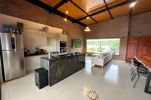 Riviera de Santa Cristina XIII | Casas Exclusivas na Represa in Itaí