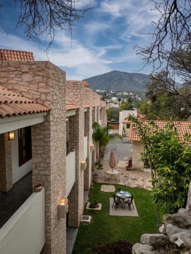 Exterior view of Mirador Johya Hotel