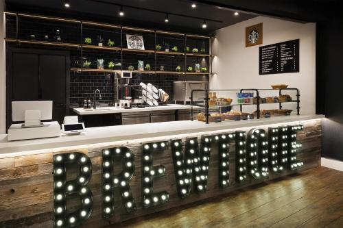Best Western Plus Newark Airport West - image 25