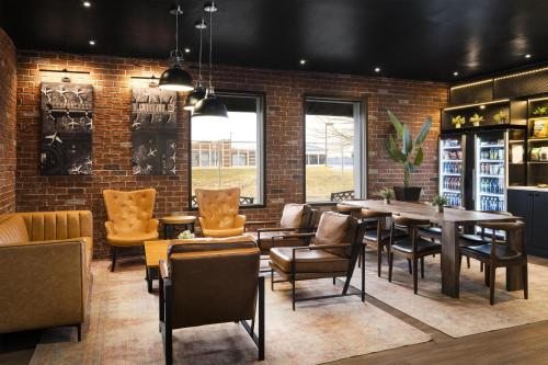 Best Western Plus Newark Airport West - image 41