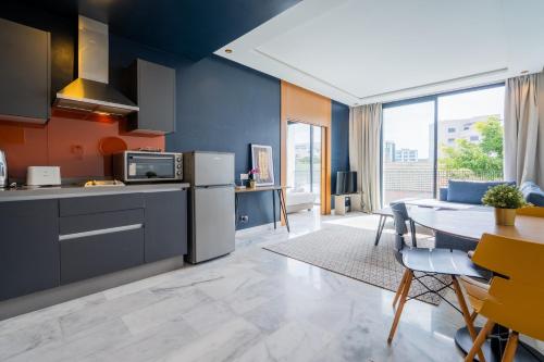 Kitchen, Residence B-Livin - La Ferme Bretonne in Cil