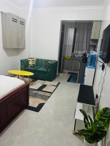 Bella apartment studios town in Meru