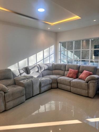 Apartamento remodelado amoblado