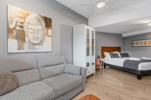 Skolo Rainbow Street Apartments 3