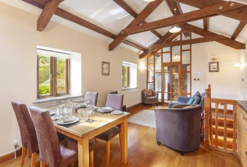 Seadmed, The Granary Luxborough in Luxborough
