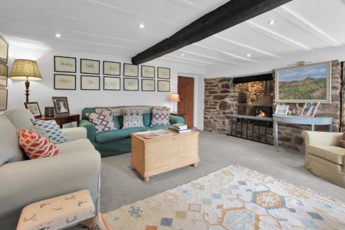 Iekārtas, Whitley Farm Molland in Twitchen