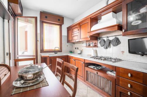 Oprema, Gandens Flat in Emilia Ovest