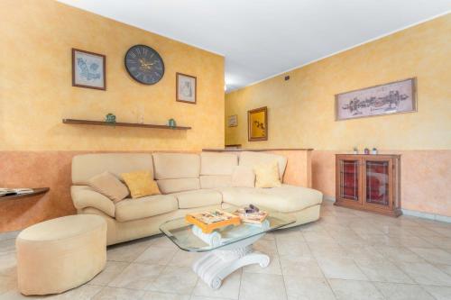 Oprema, Gandens Flat in Emilia Ovest