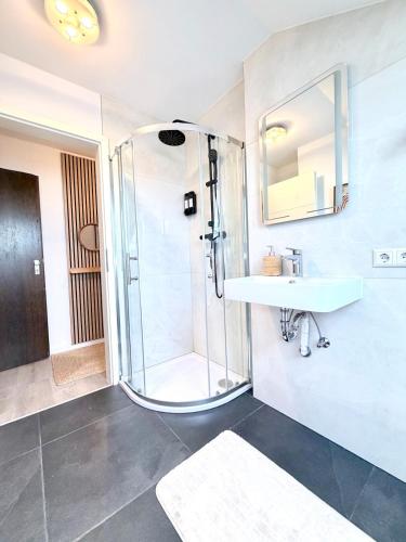 Apartment naehe Stuttgart, Modern, Gemuetlich, Parken in 利安貝格