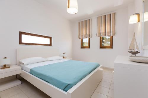 Mikro Livadi Special Lodges - image 2