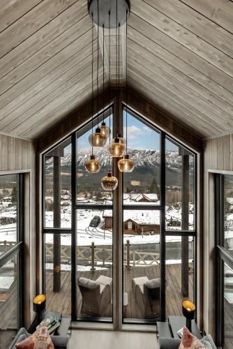 Зовнішній вигляд готелю, Elegant Hornindal Lodge with Breathtaking Scenery in Хорніндал