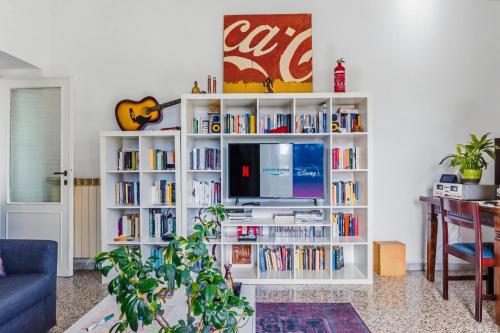 Bright Vatican Suite with Garden View Balcony and Full Kitchen, Rom