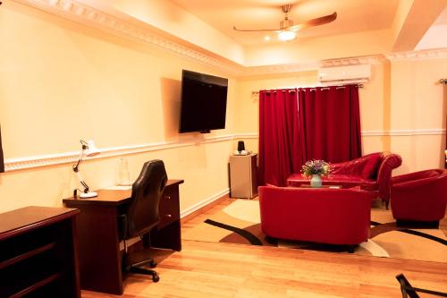 Felles stue/TV-område, ZIMANSKY HOTEL in Roman Ridge