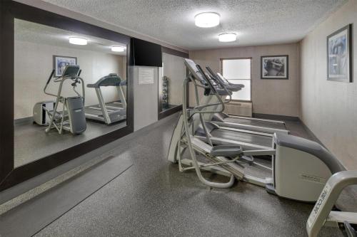 Best Western Batesville - image 24
