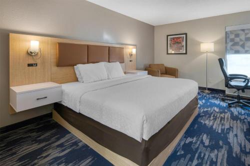 Best Western Batesville - image 17