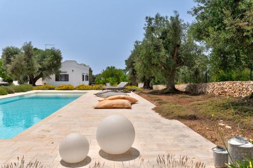 Exterior view, TRULLO the MAGNIFICENT in Contrada Donnagnora