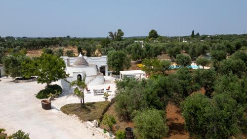 Exterior view, TRULLO the MAGNIFICENT in Contrada Donnagnora