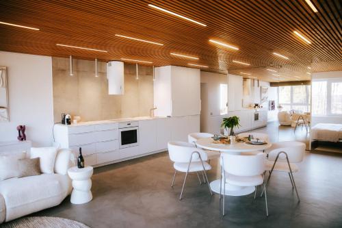 The living gallery in Roja