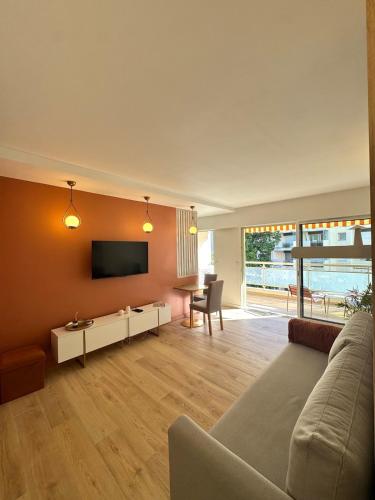 Elegance & comfort - Terrace and private garage