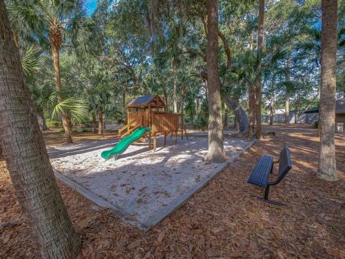 3 Sweet Gum Court in 港城
