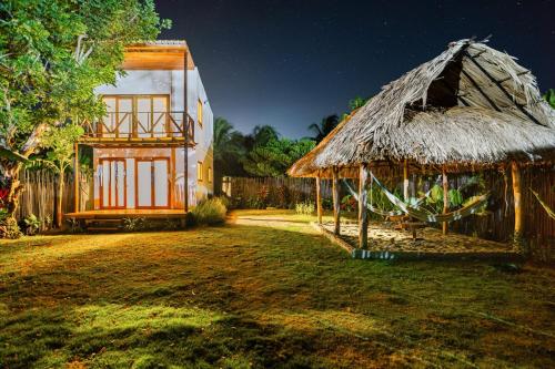Casa Jaguar - Cabin Near Playa del Viento