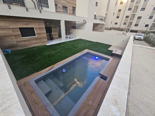 oR-Ya Suite - MaOrly – khách sạn tại Eo biển Marina
