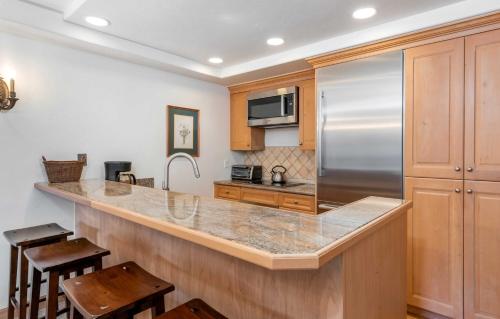 Christiania Condominiums- CoralTree Residence Collection in Vail (Colorado)